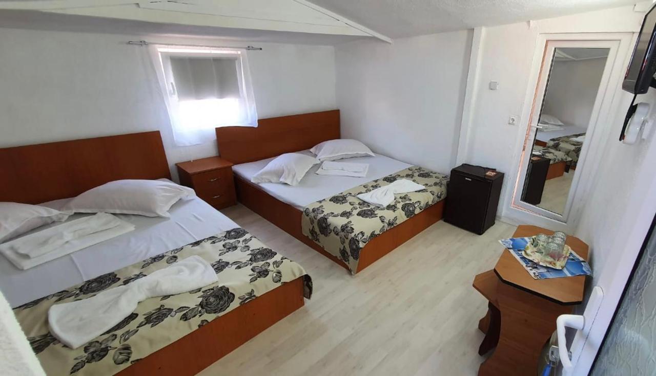 Bfamily Minihotel Costinesti Exterior foto